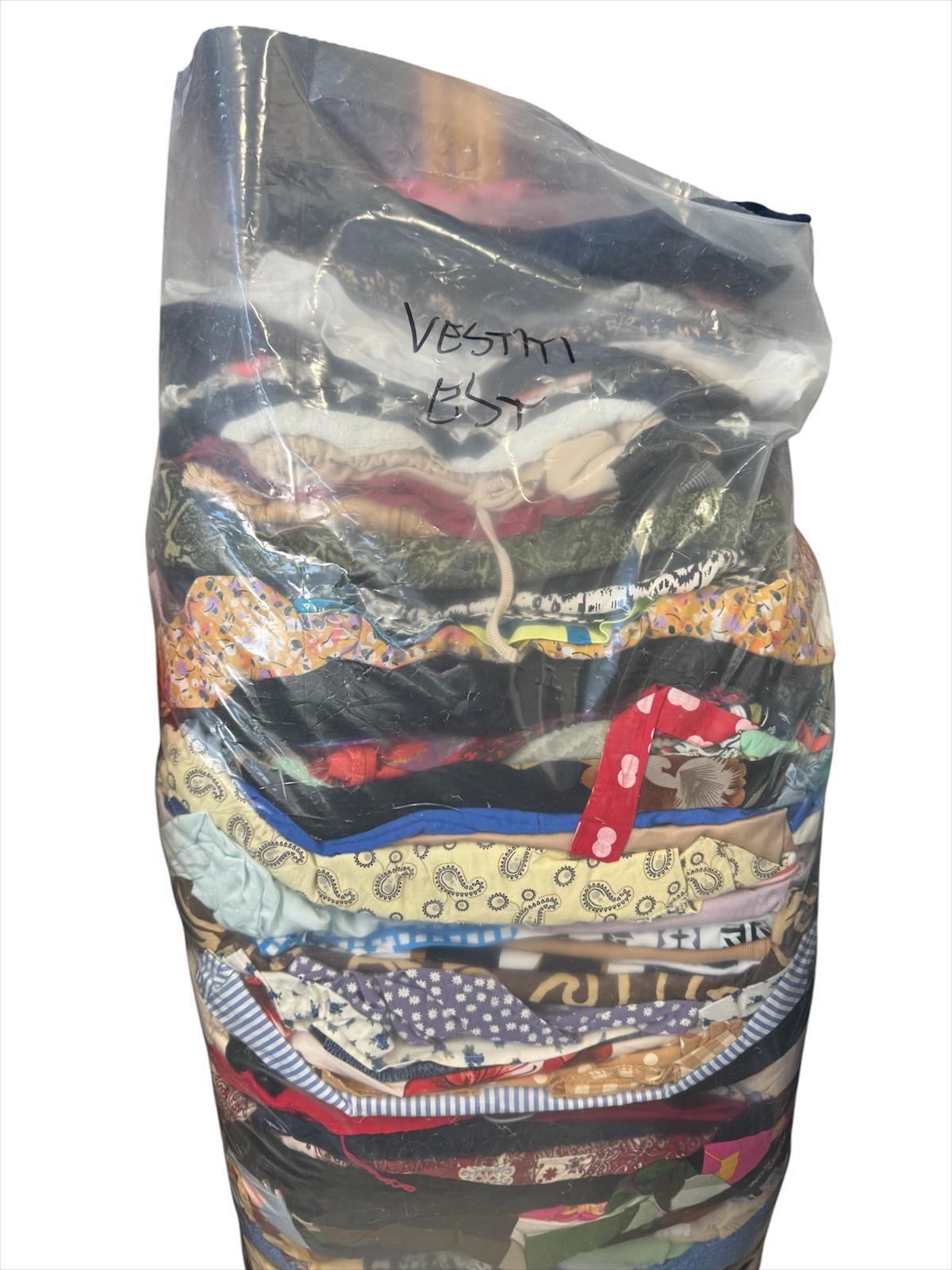 35 Kg - Vestiti Estivi €/kg 3.50
