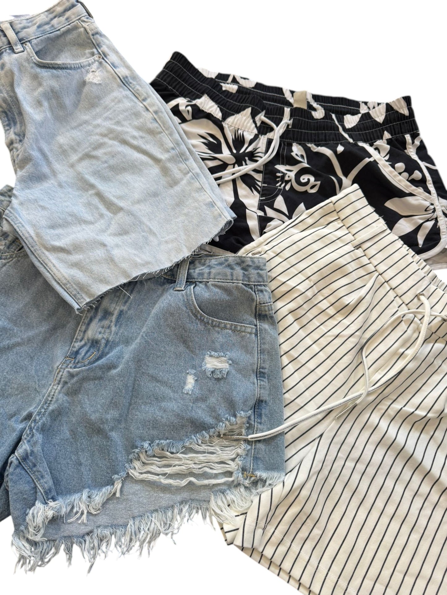 35 Kg - Pantaloncini Donna €/kg 3.50